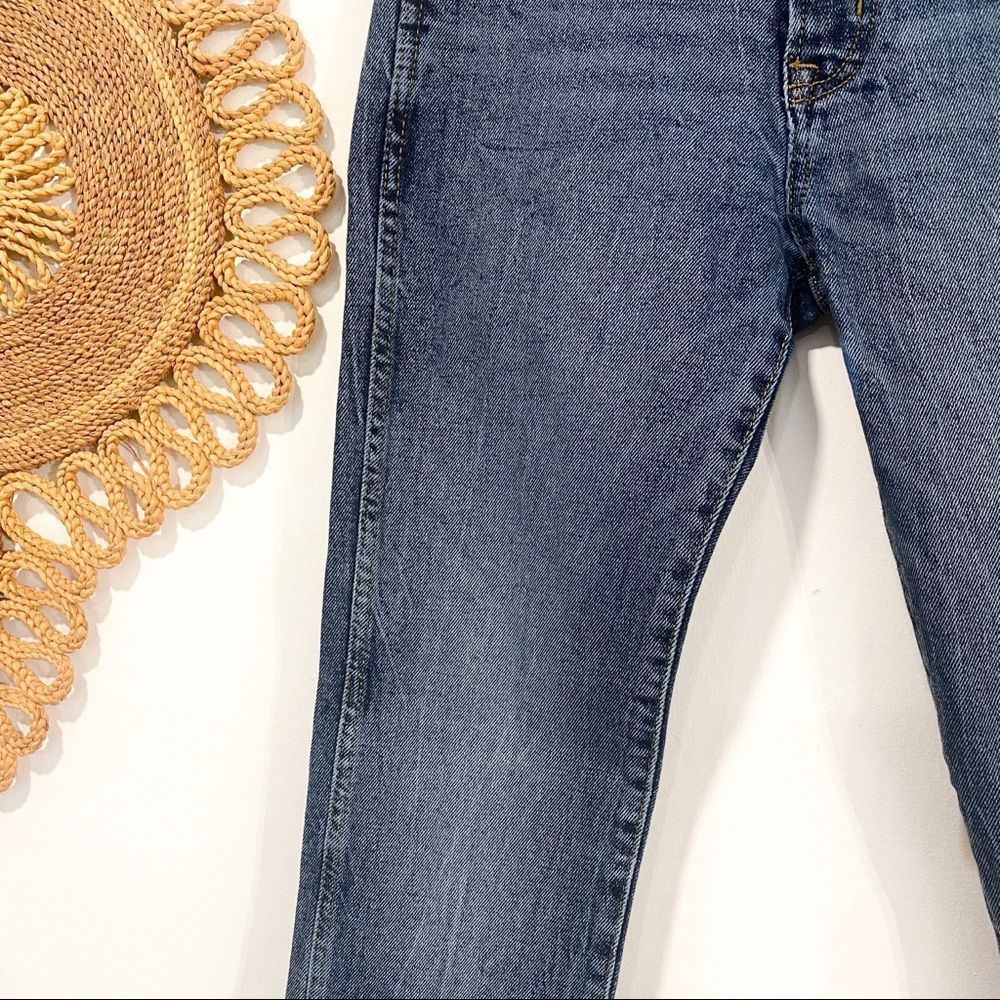 Y2K Gap Slim Straight Vintage Classic Mom Jeans Mid rise medium acid wash - Picture 6 of 10